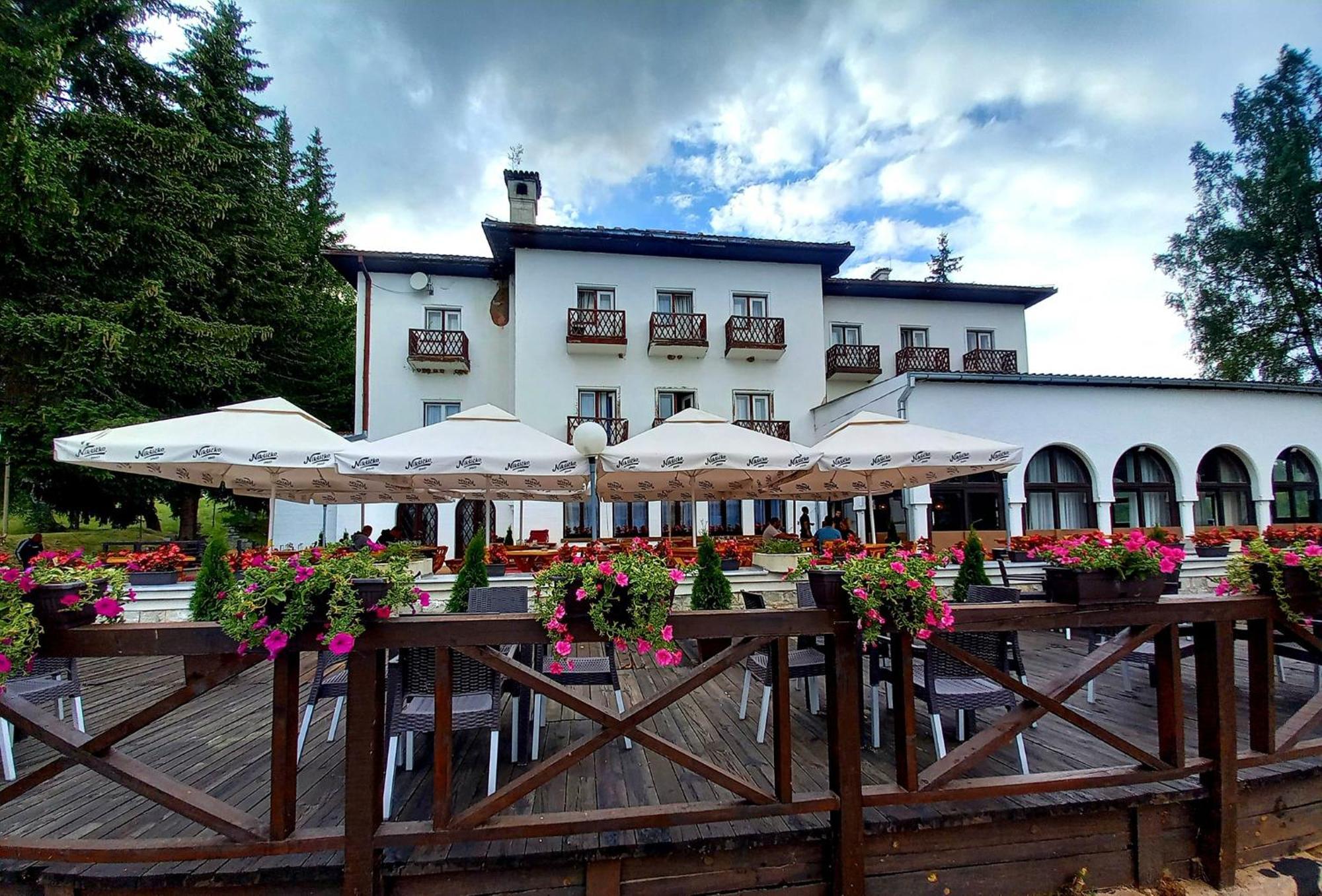 Hotel Vlasina - Vlasinsko Jezero Vlasina Rid Exteriör bild