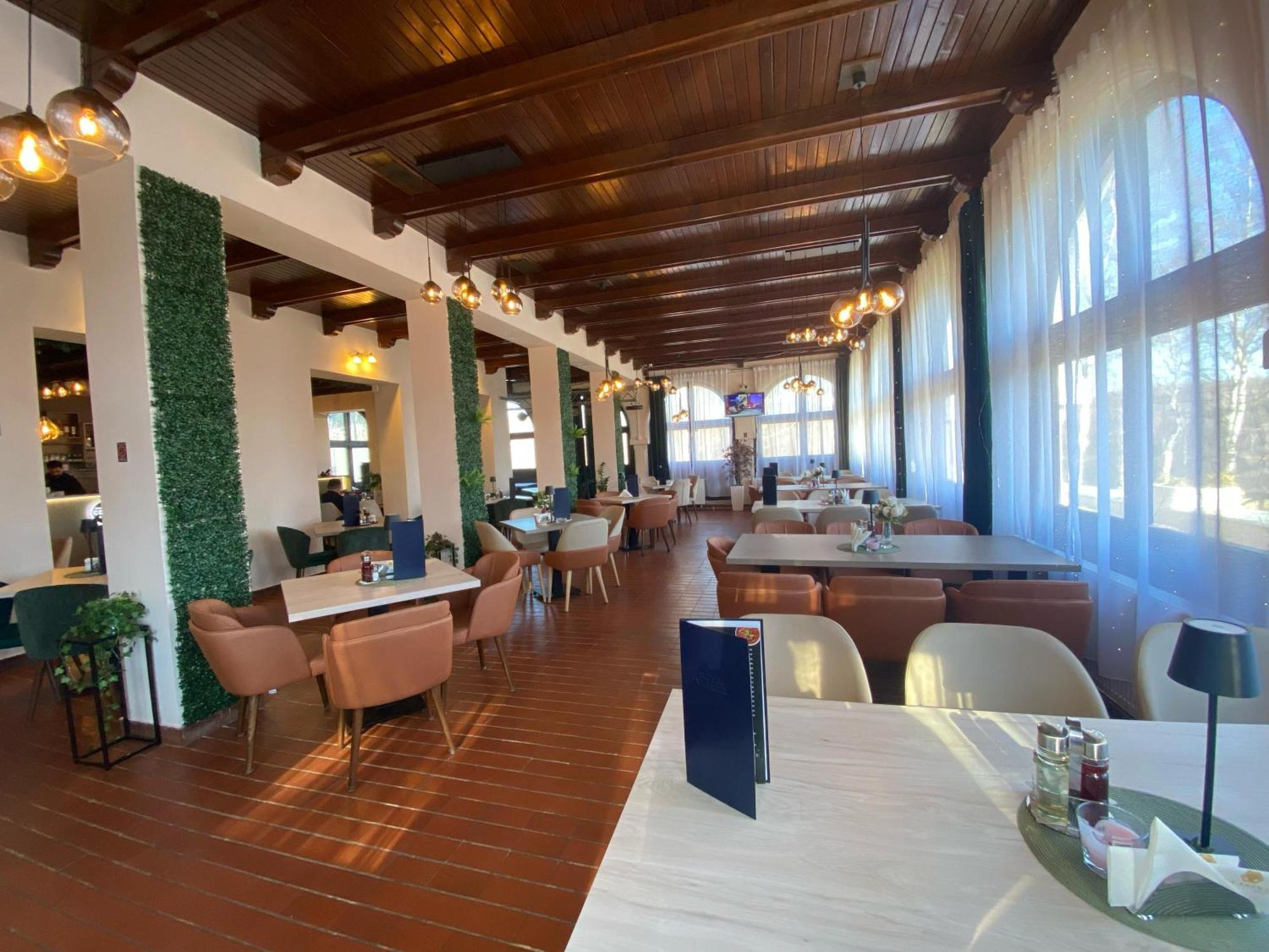 Hotel Vlasina - Vlasinsko Jezero Vlasina Rid Exteriör bild