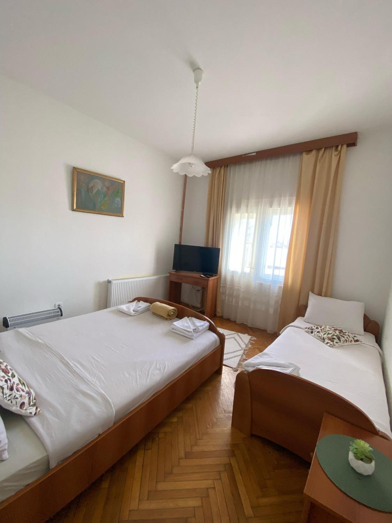 Hotel Vlasina - Vlasinsko Jezero Vlasina Rid Exteriör bild