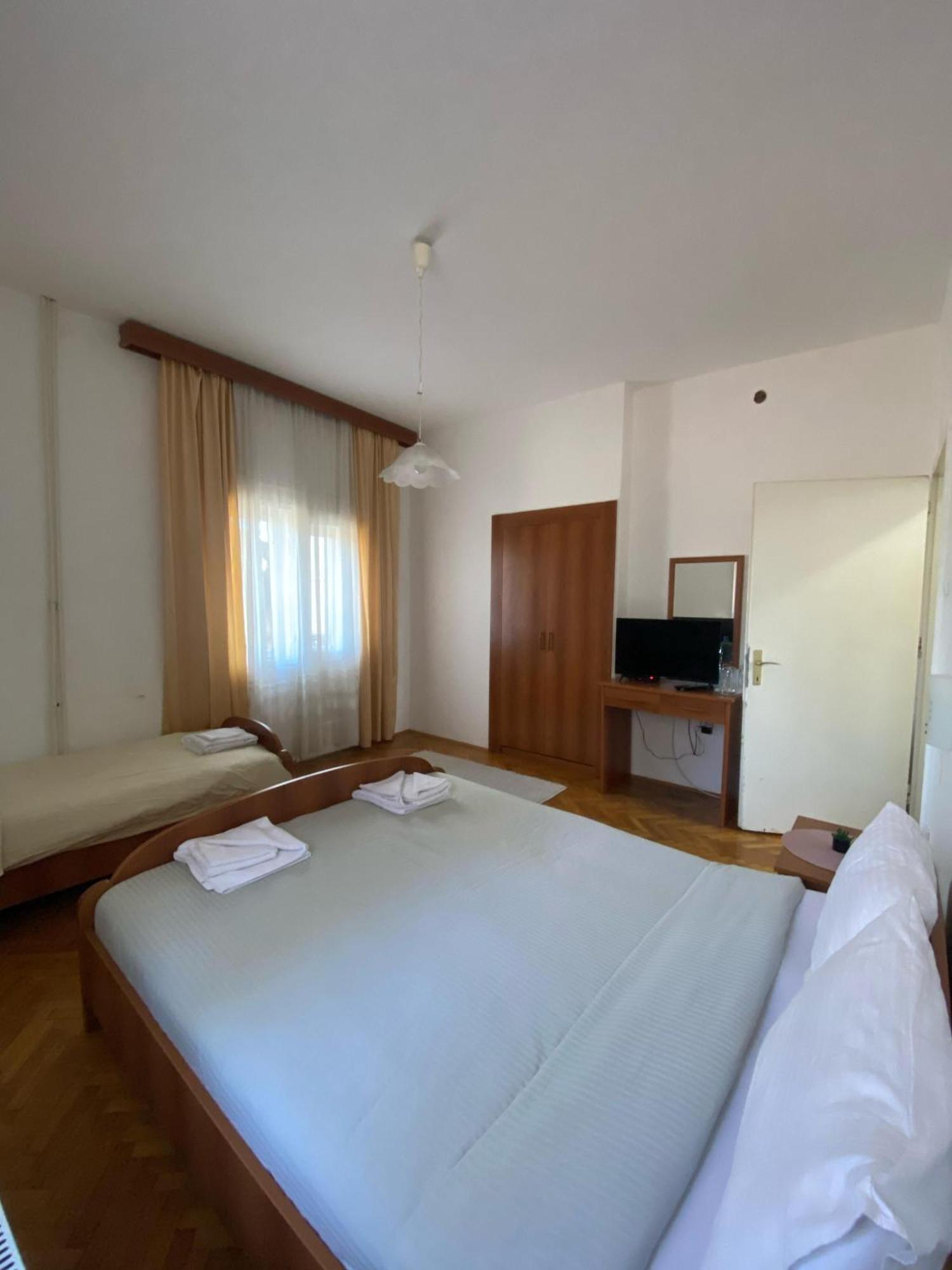 Hotel Vlasina - Vlasinsko Jezero Vlasina Rid Exteriör bild
