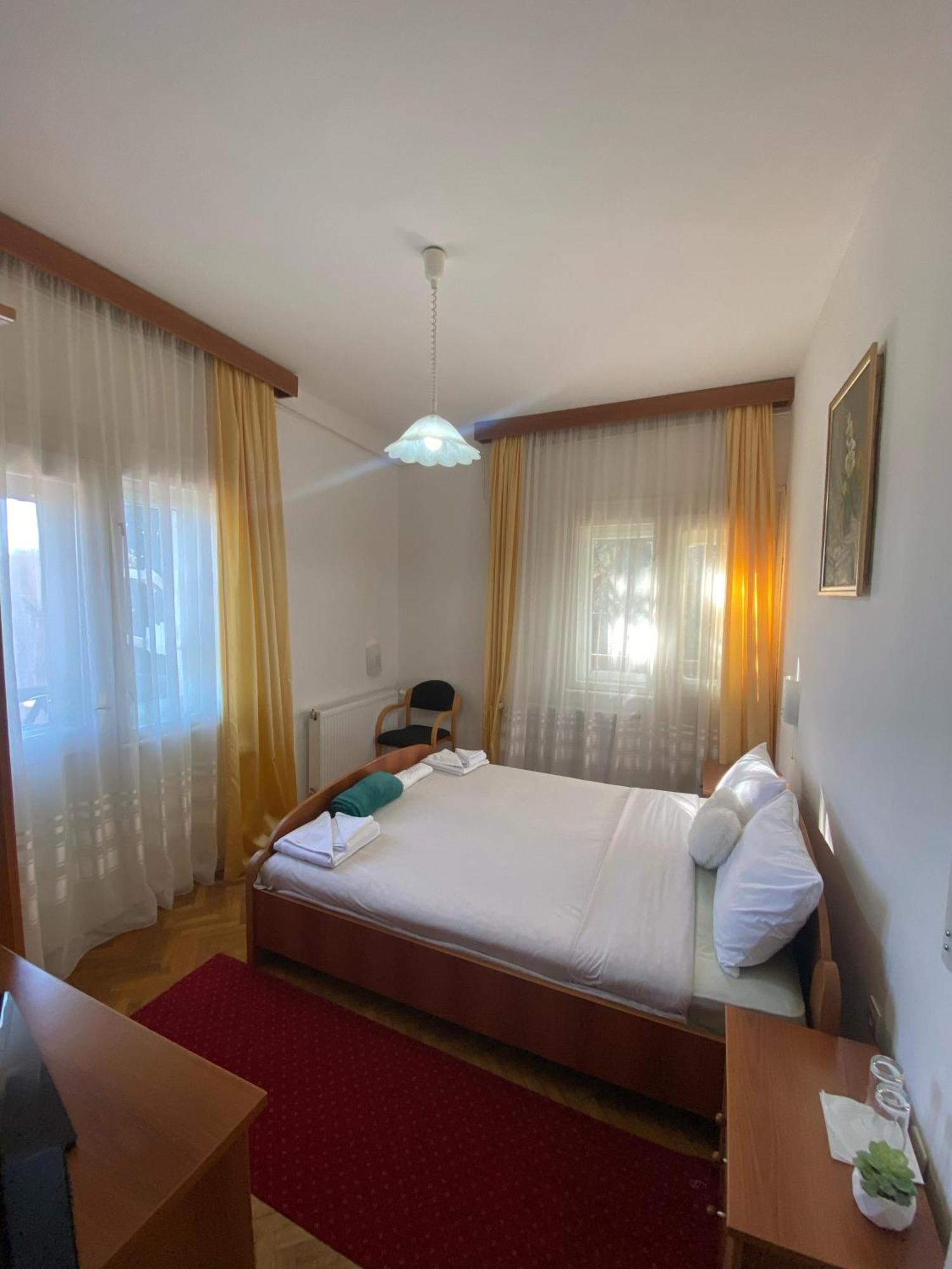 Hotel Vlasina - Vlasinsko Jezero Vlasina Rid Exteriör bild